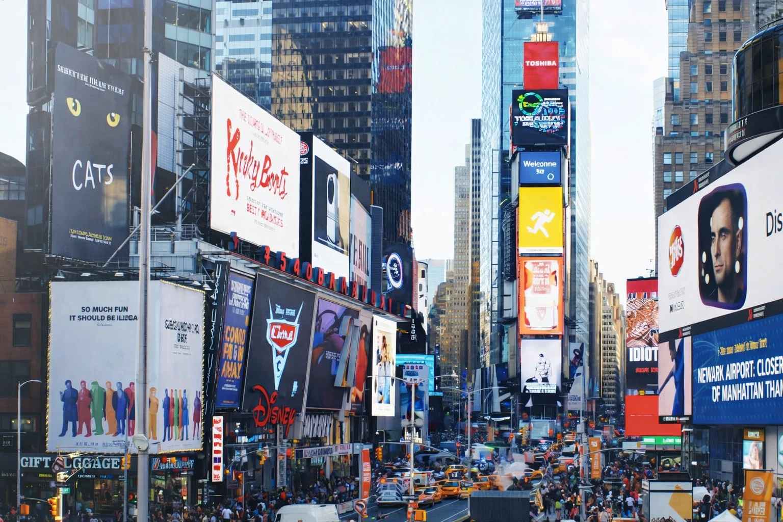 visual search to detect similarity (plagiarism) in trademark images